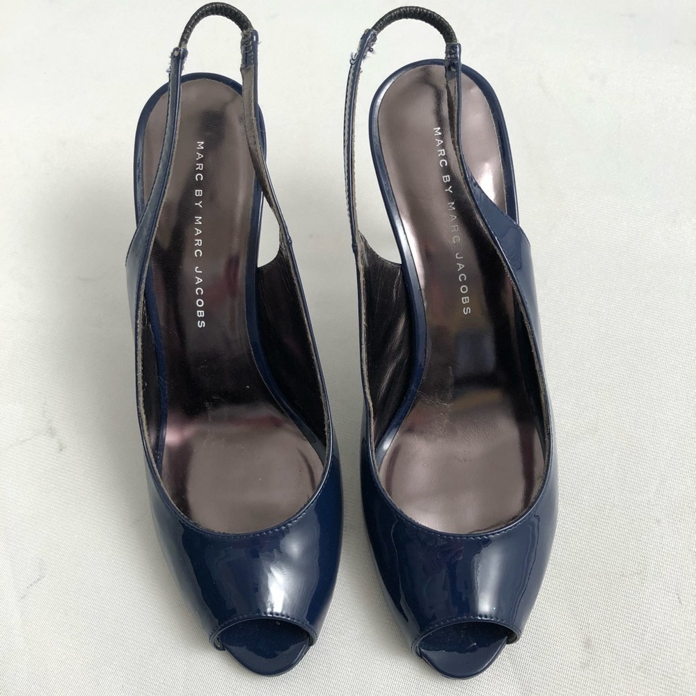 Marc by Marc Jacobs navy patent leather sling back shoes